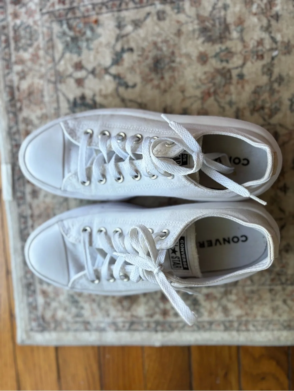 Women’s Lowtop Platform Converse White Canvas Size 8 - Picture 2 of 8
